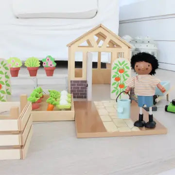 Garden and greenhouse set