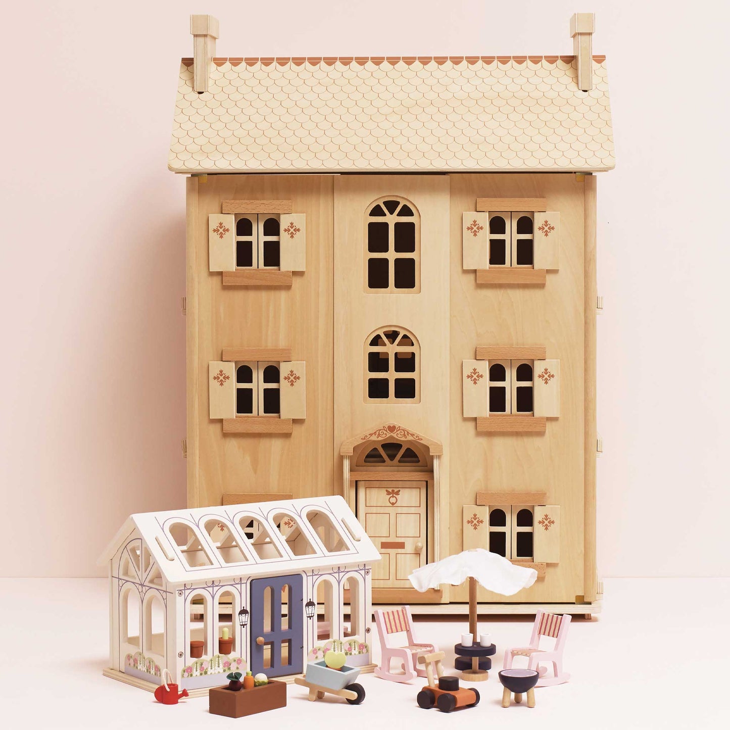 Nature Wooden Dolls House