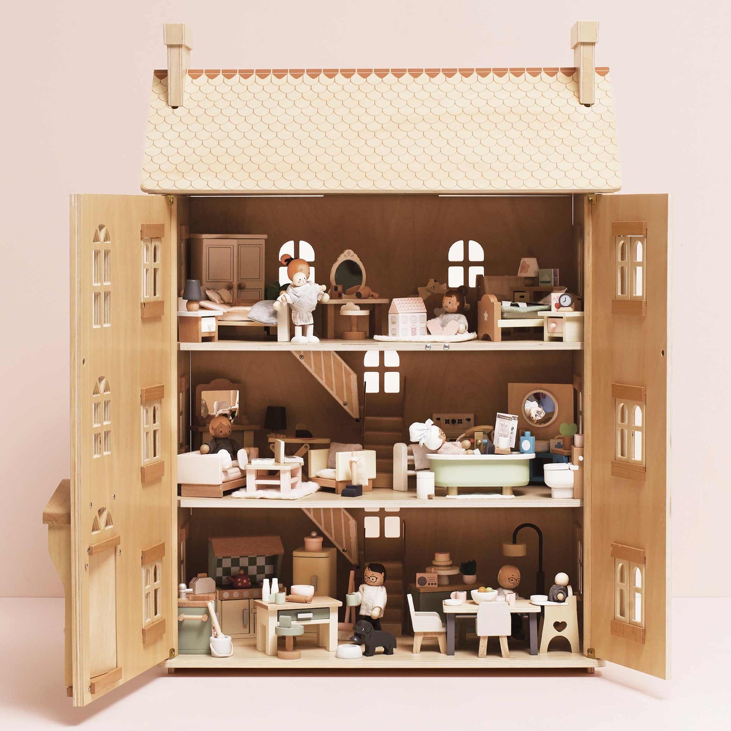 Nature Wooden Dolls House