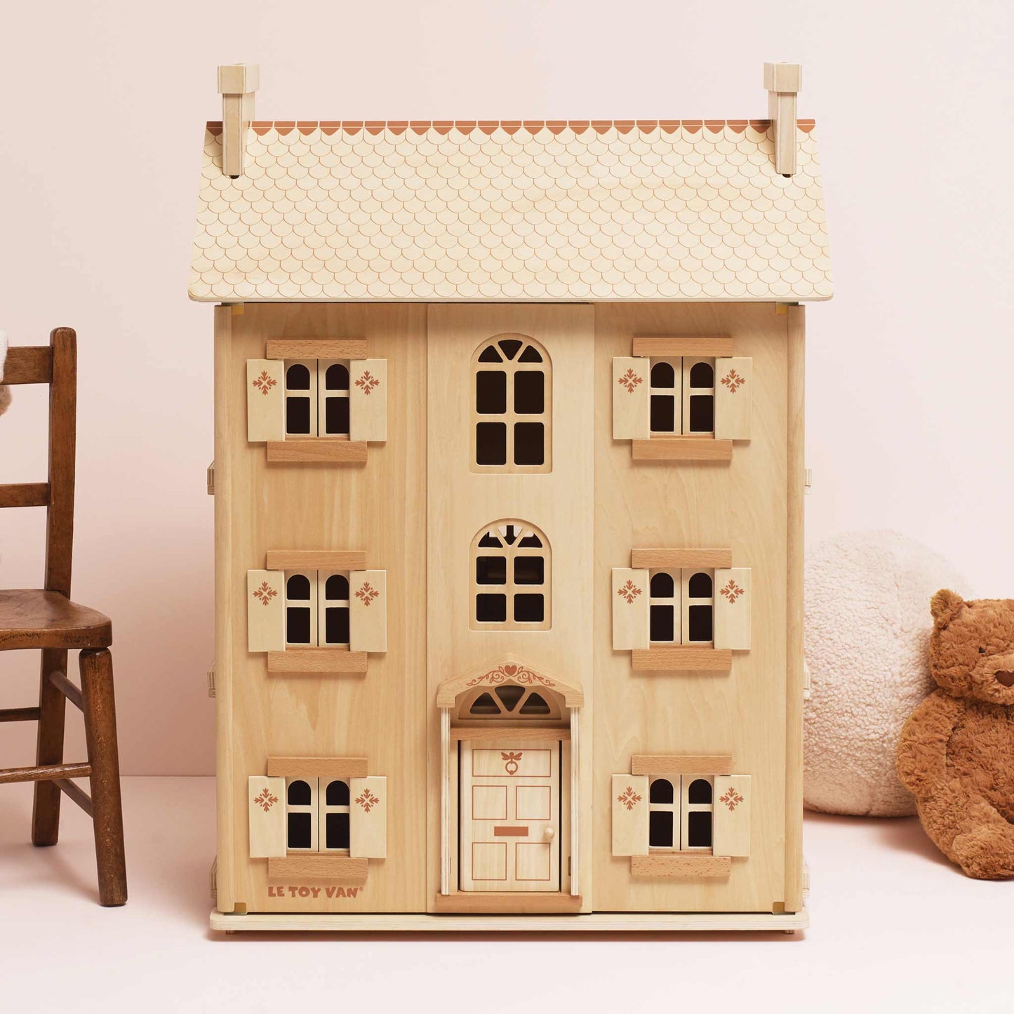 Nature Wooden Dolls House
