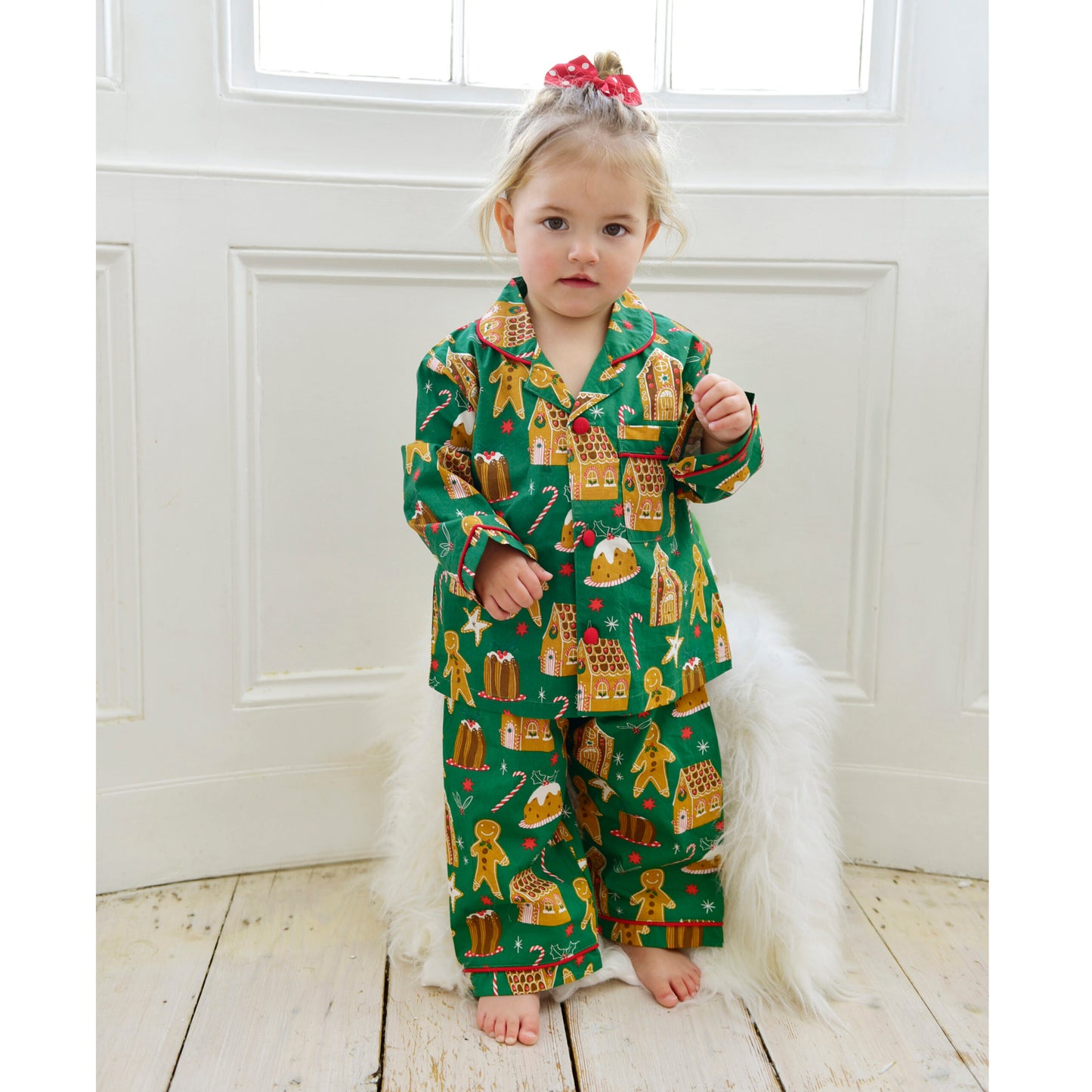 Gingerbread Man Printed Children’s Pyjamas (6-7 years)