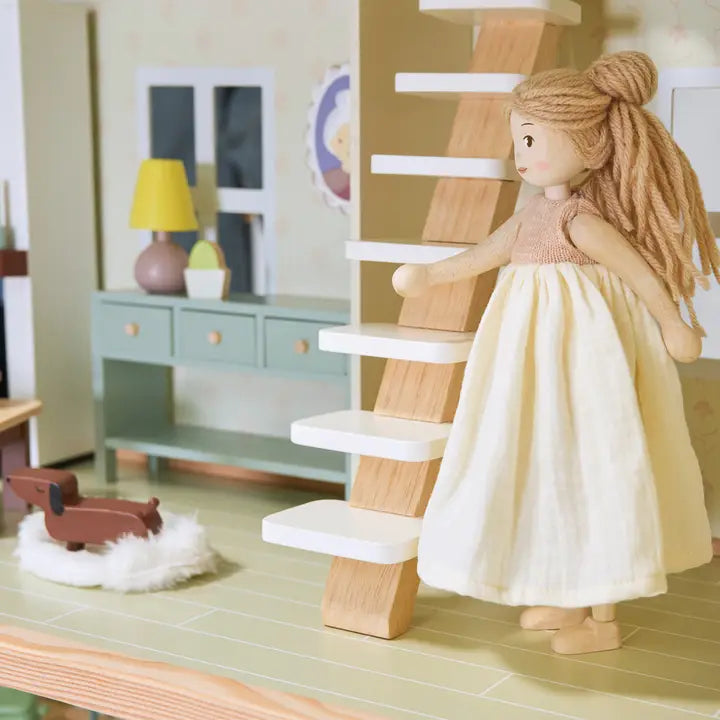 Ferne (fashion doll size)