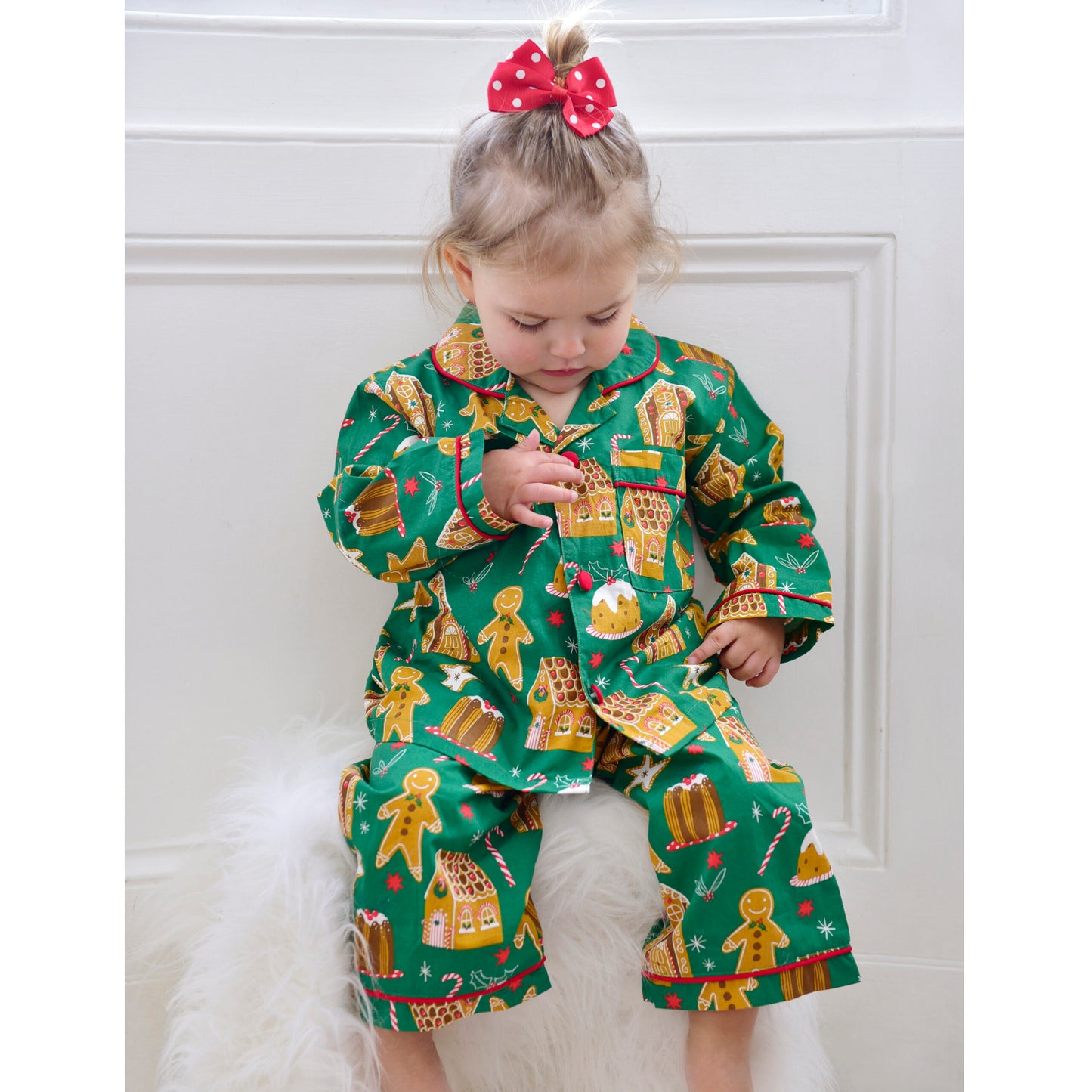 Gingerbread Man Printed Children’s Pyjamas (6-7 years)