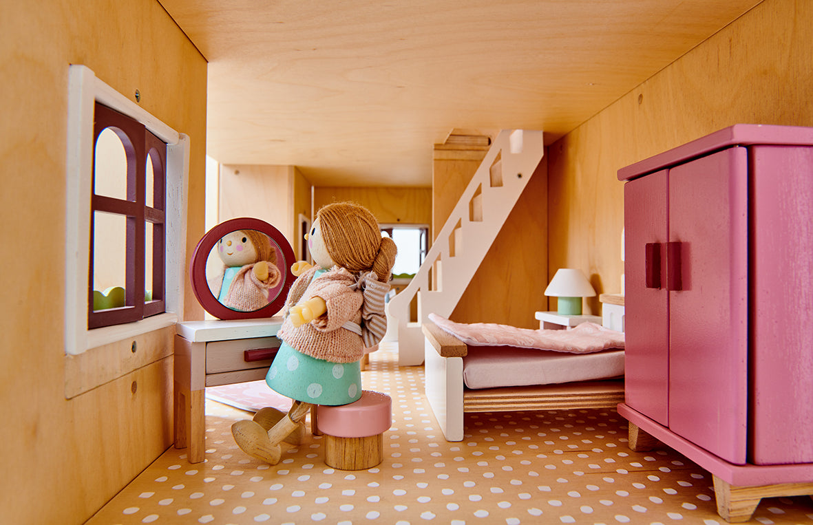 Mrs Goodwood and the baby