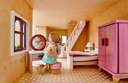 Mrs Goodwood and the baby