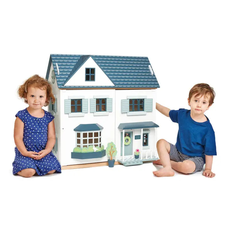 Dovetail House bundle with furniture & family